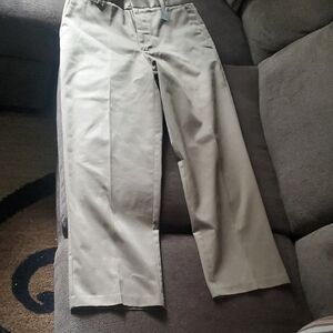 Dockers Men's Khaki Chinos